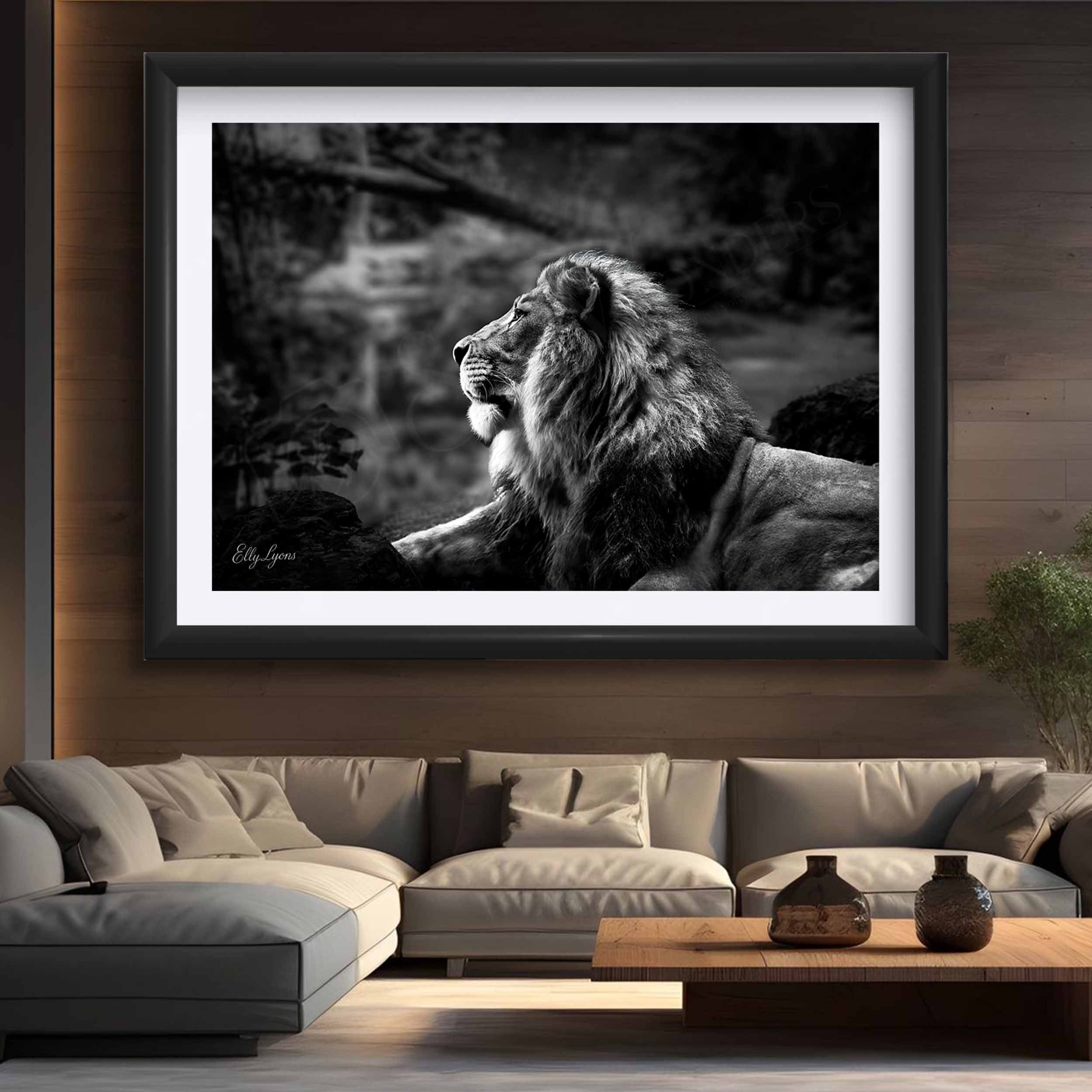 Lion Black & White “Born to Lead”