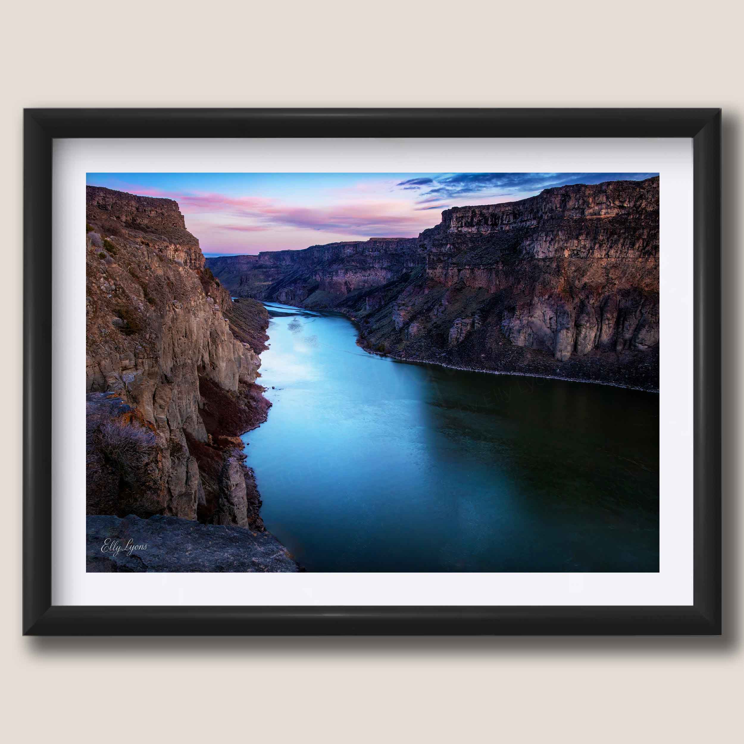 Snake River Canyon "Rivers of Peace"